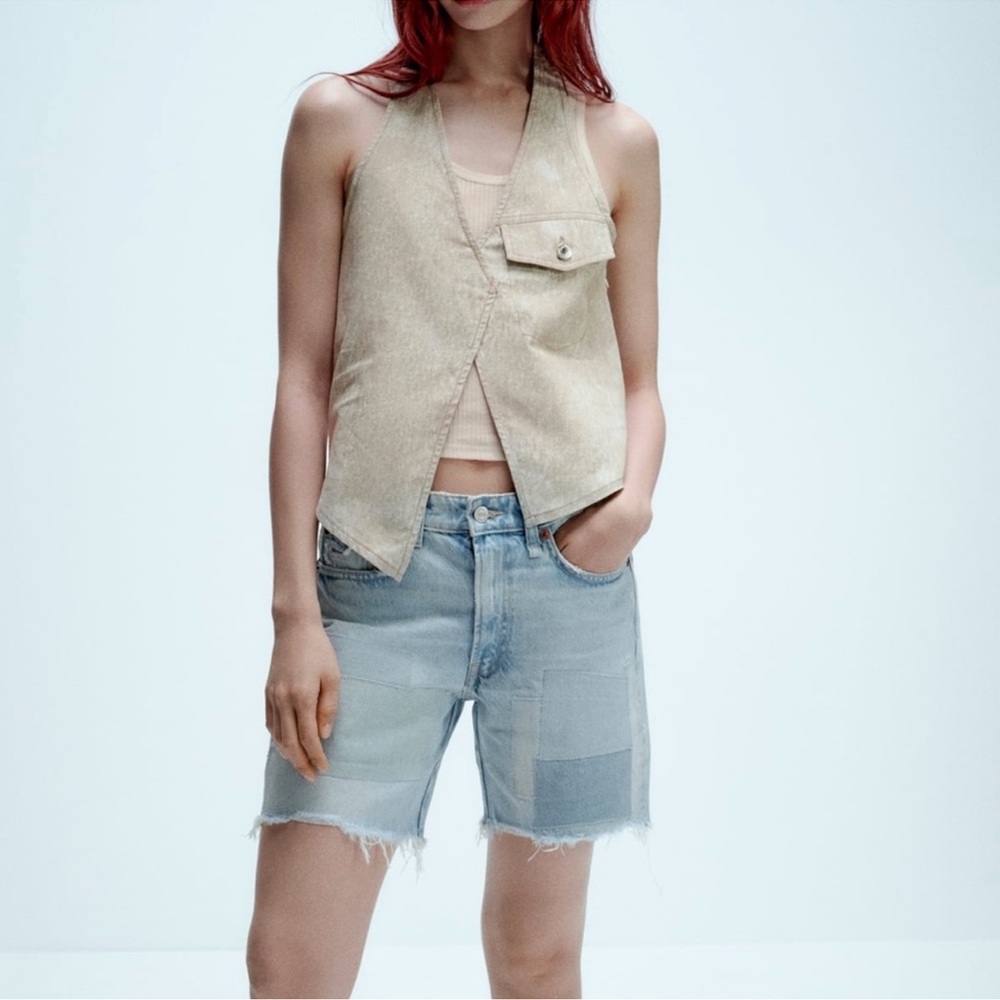 COPY - Zara mid rise denim patch shorts